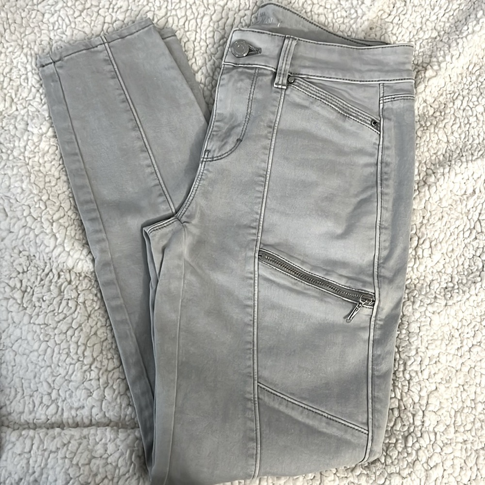 WHBM The Skinny Ankle jeans